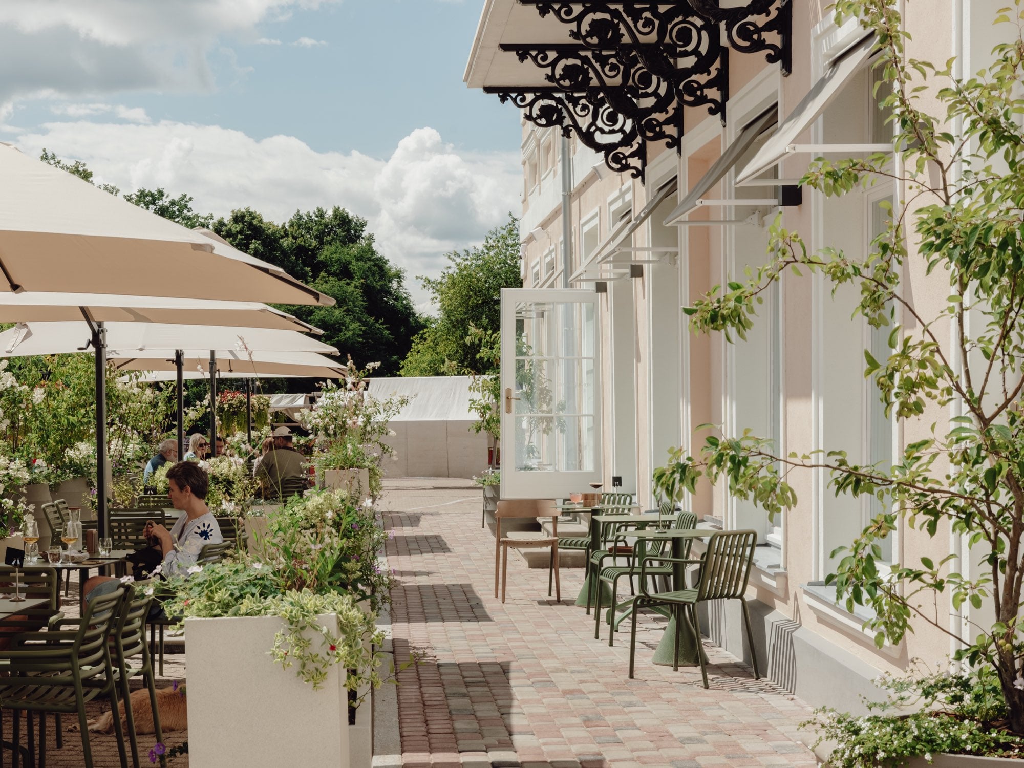 Konrāda Kafē — the outdoor terrace